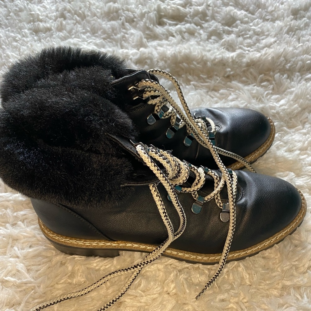 Black Fur Lined Winter Boots